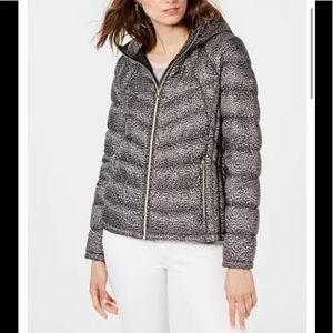NWT, Michael Kors Leopard print packable down coat